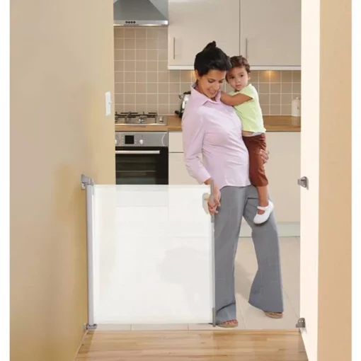 Safe Sleep*Dream Baby Dreambaby Retractable Gate - White