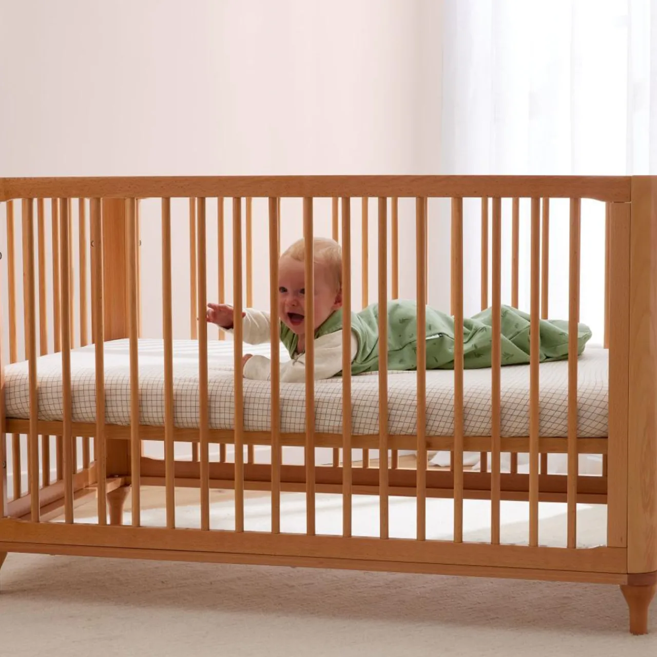 Cots*Ergopouch Lyra Convertible Beechwood Cot Natural