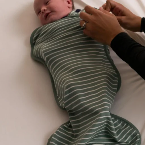Fitted Swaddles*The Sleep Store Jersey Merino - Fitted Zip Swaddle