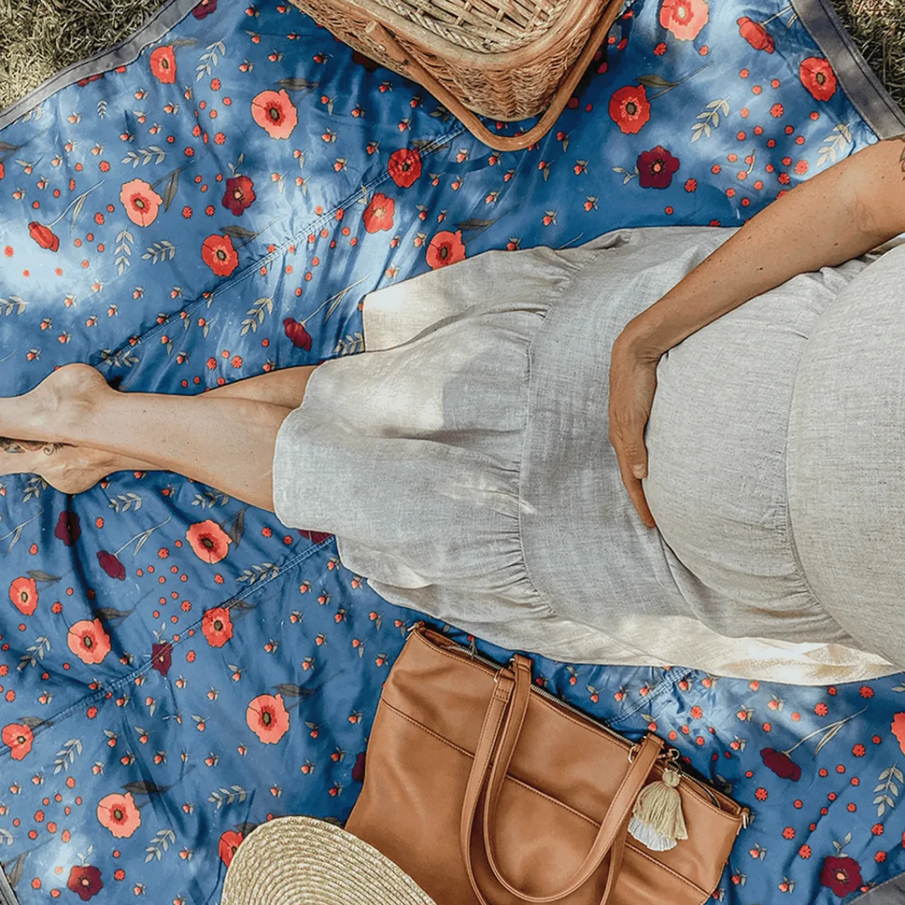 Gifts For Mum|Family Outdoor Essentials*Little Unicorn - Outdoor Picnic Blanket - 5 x 10 (ft)