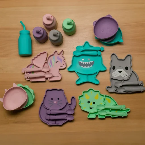 Bowls, Plates & Cutlery*Melii Silicone 5 Piece Feeding Gift Set - Shark