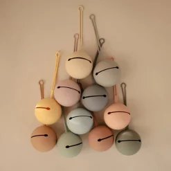 Dummies & Accessories*Mushie Pacifier Holder