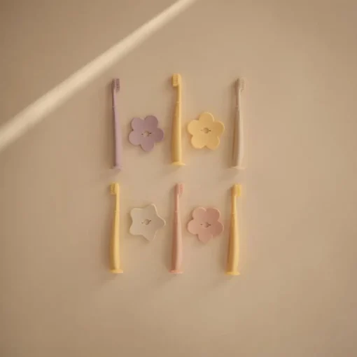 Teeth & Teethers*Mushie Silicone Flower Training Toothbrush