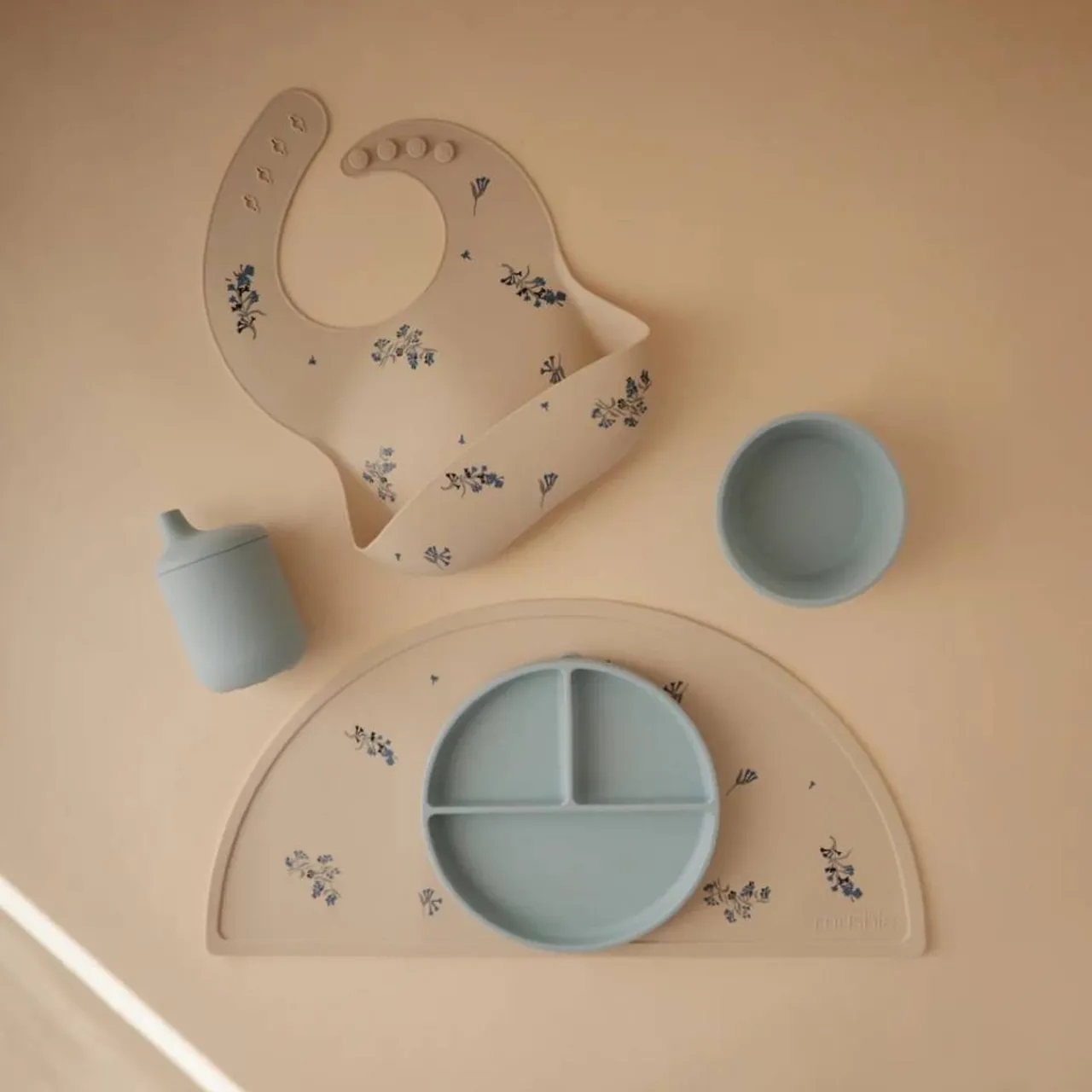 Sippy & Starter Cups*Mushie Silicone Sippy Cup
