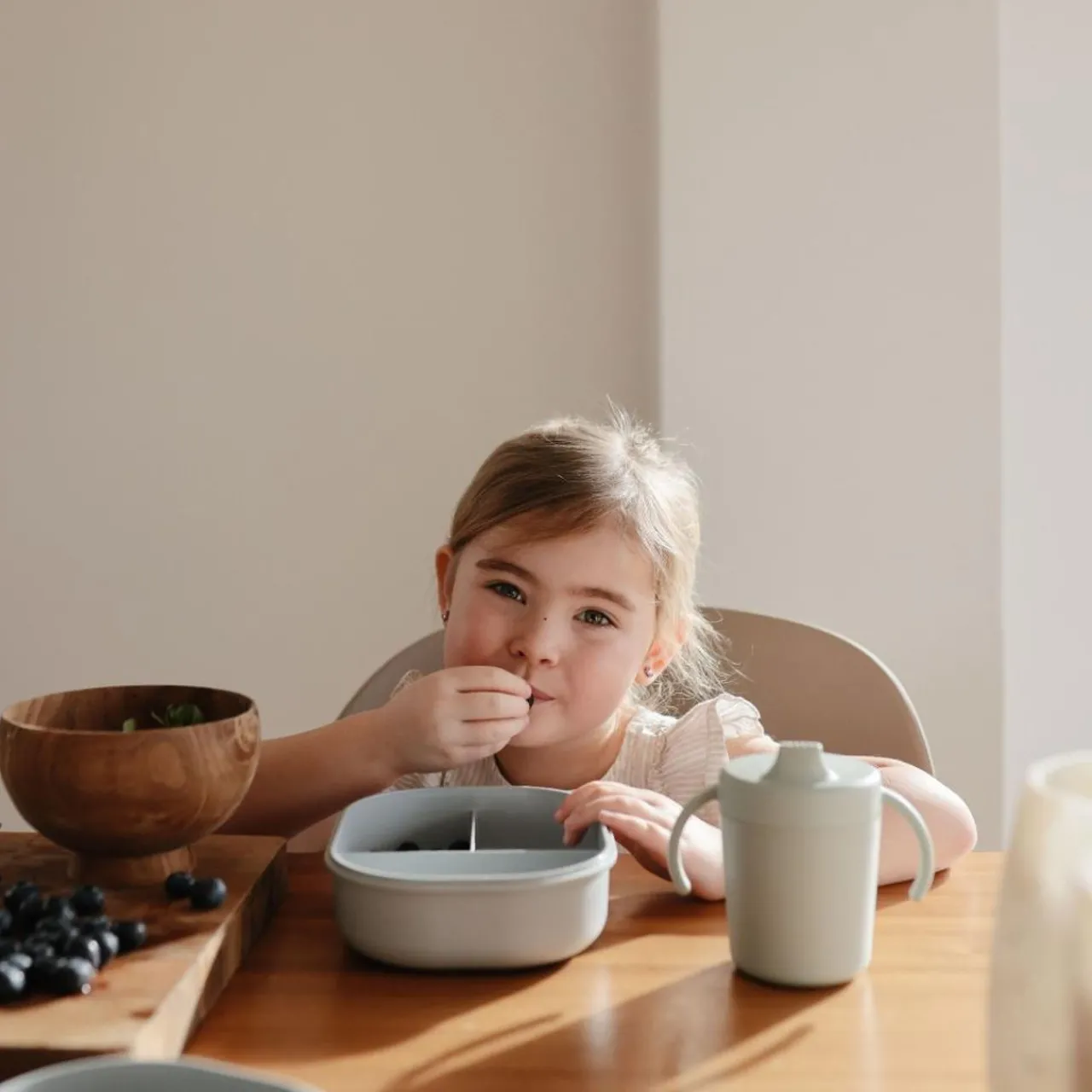 Sippy & Starter Cups*Mushie Silicone Training Cup & Straw