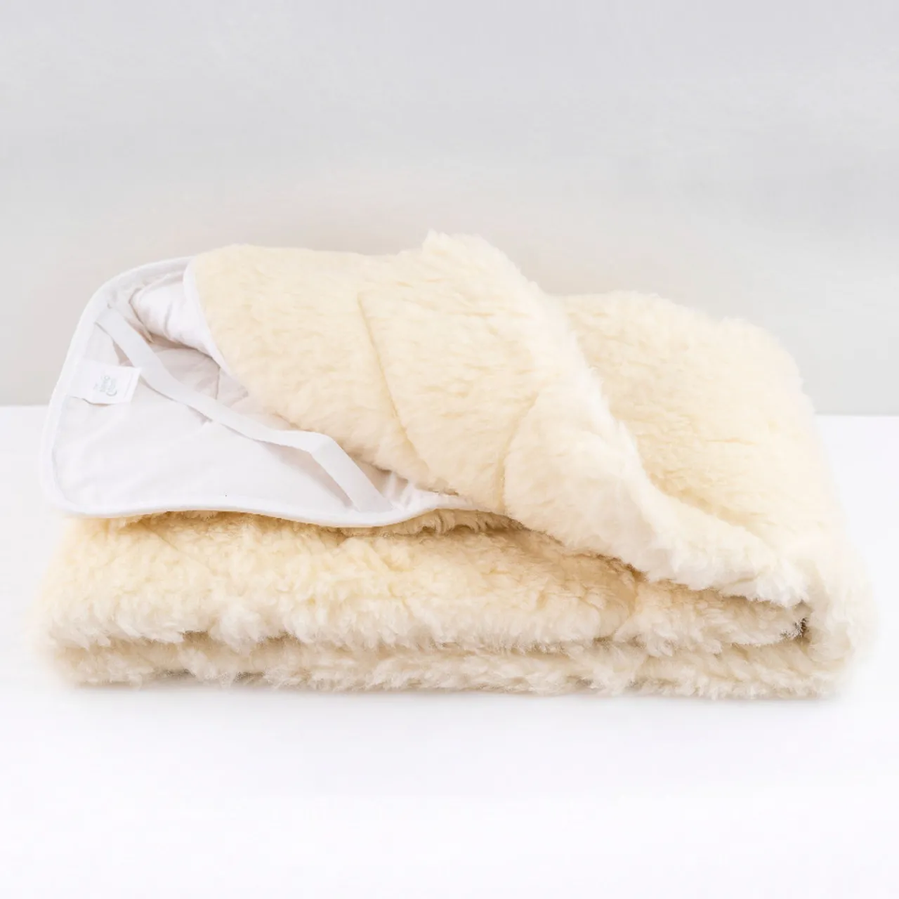 Mattress Protectors & Underlays*The Sleep Store Reversible Quilted Wool Underlay
