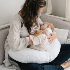 Feeding Pillows|Feeding Pillows*The Sleep Store Feeding Pillow + Pillowcase